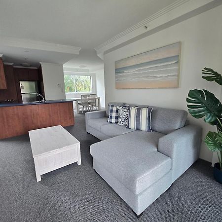 Aparthotel Crystal Bay On The Broadwater Gold Coast Exterior foto